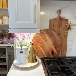 Inspire Me! Home Decor 32. Oz Gold Oil Cruet/ Oil Dispenser