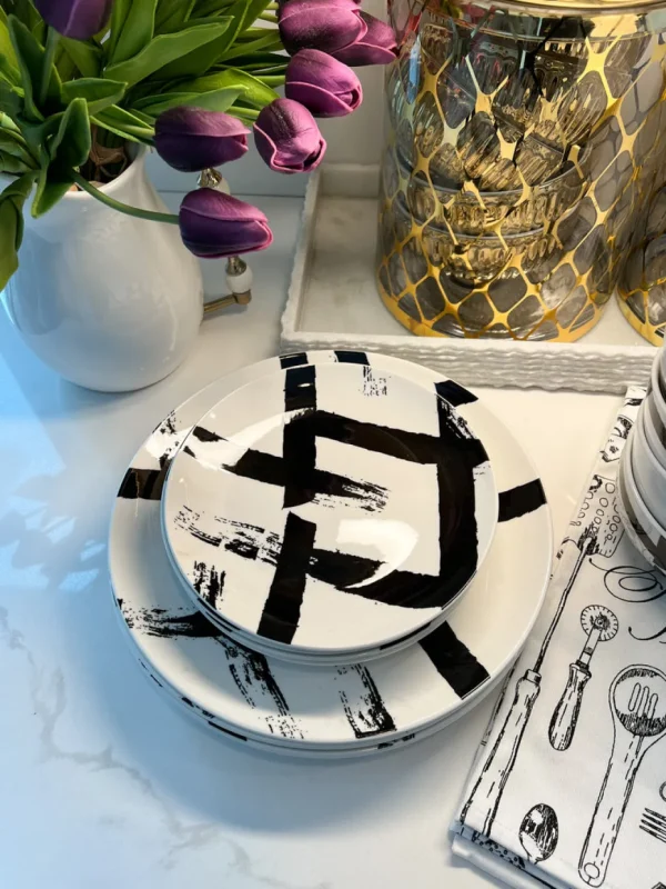 Inspire Me! Home Decor 12 Piece Black Brush Stroke Dinnerware Set KITCHEN