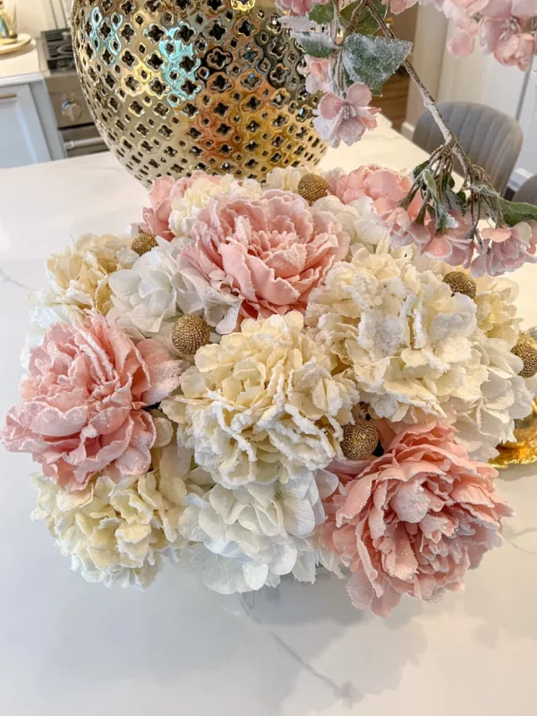 Inspire Me! Home Decor 27″ White Snow Sprinkle Hydrangea Stem