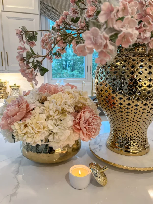 Inspire Me! Home Decor 27″ White Snow Sprinkle Hydrangea Stem