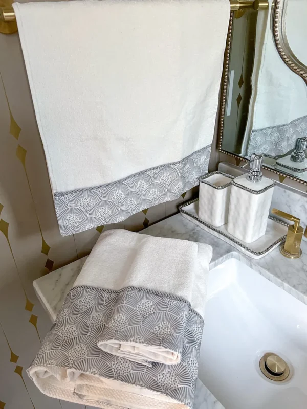 Inspire Me! Home Decor Decorative Shell Towel (2 Colors, 3 Styles)