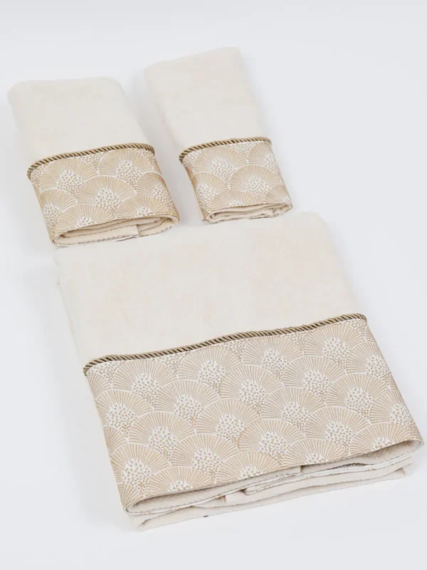 Inspire Me! Home Decor Decorative Shell Towel (2 Colors, 3 Styles)