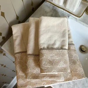 Inspire Me! Home Decor Decorative Shell Towel (2 Colors, 3 Styles)