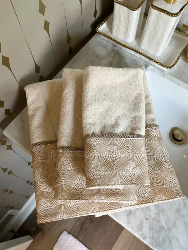 Inspire Me! Home Decor Decorative Shell Towel (2 Colors, 3 Styles)