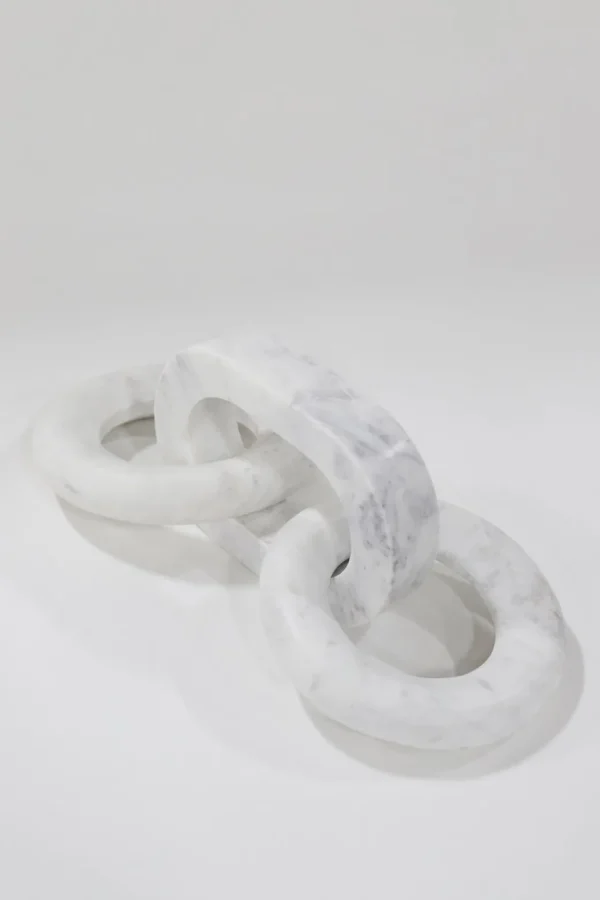 Inspire Me! Home Decor Geometric White Marble Chain