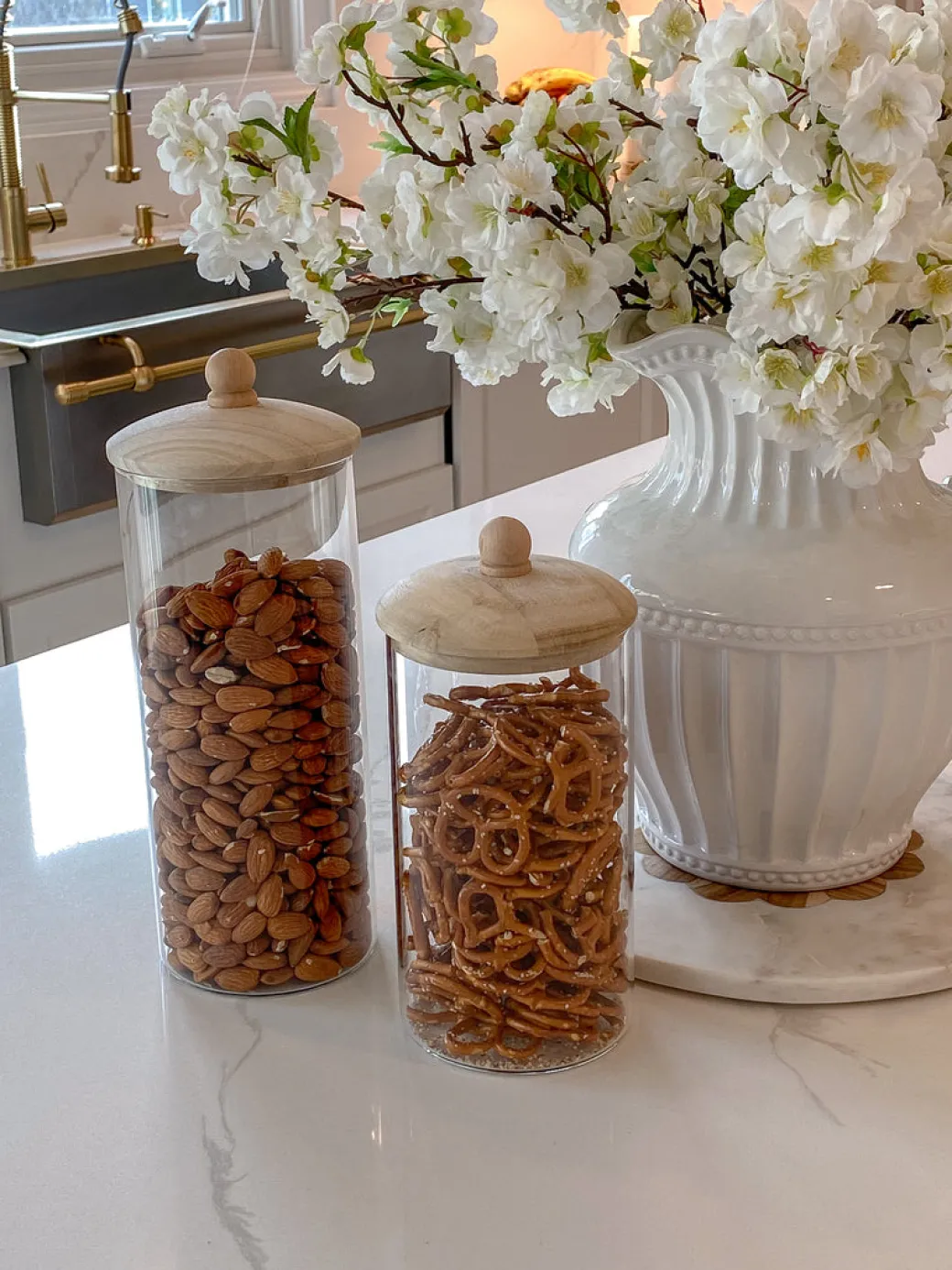 inspire_me_home_decor_gla_0-42.webp Inspire Me! Home Decor Glass Jars With Wooden Lids (2 Sizes) KITCHEN