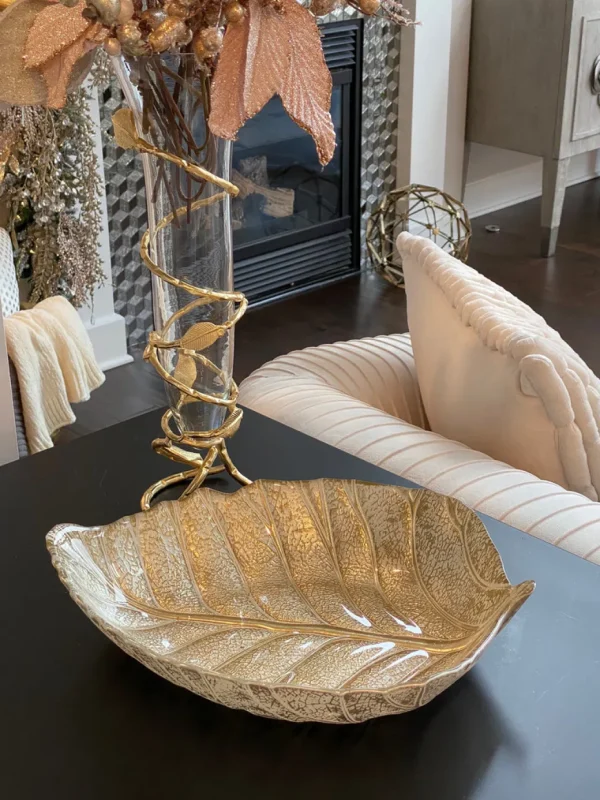 Inspire Me! Home Decor Glass And Metal Spiral Leaf Vase – Gold