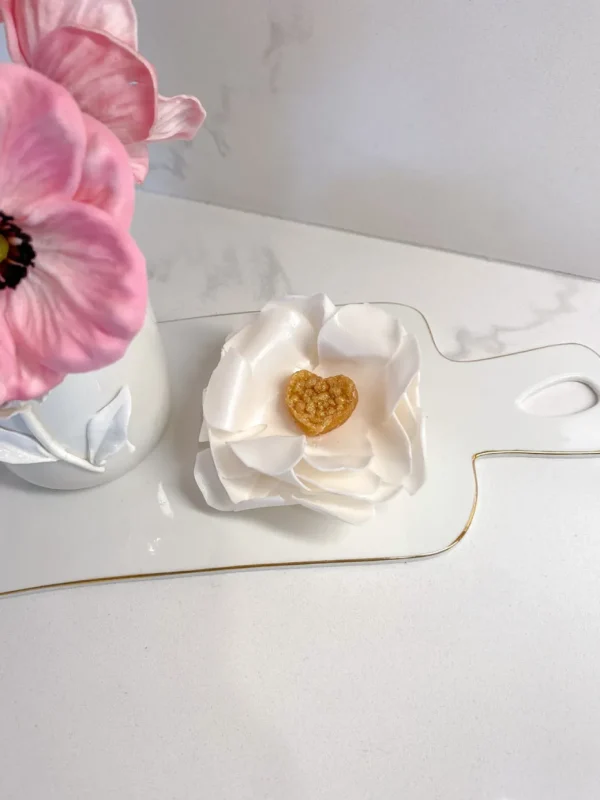 Inspire Me! Home Decor Gold Heart Flower Soap
