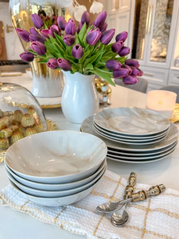 Inspire Me! Home Decor Gold 12 Piece Beige And White Marble Print Dinnerware Set