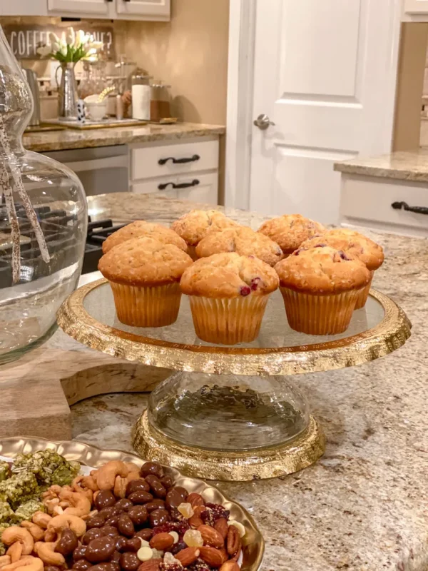 Inspire Me! Home Decor Gold Bordered Glass Cake Stand