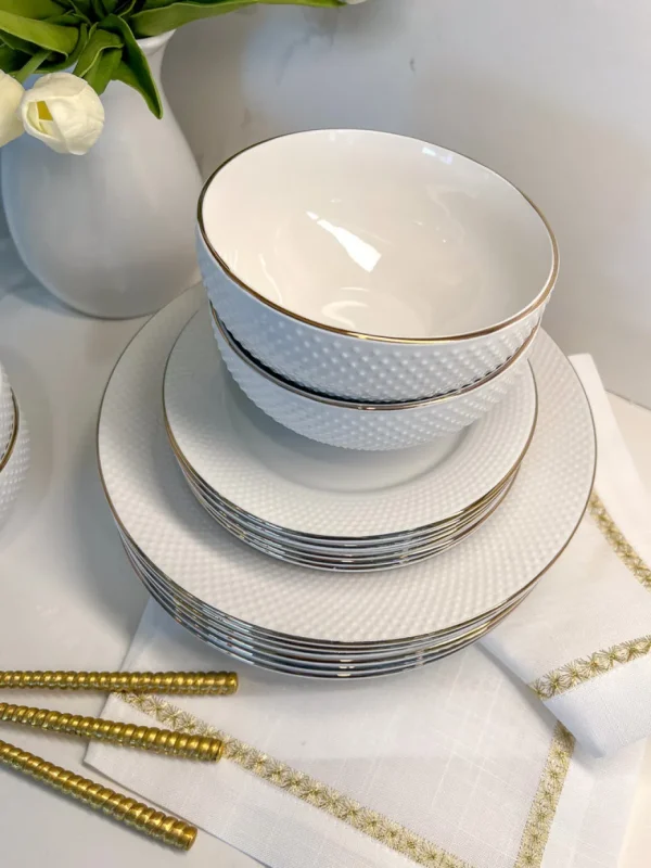 Inspire Me! Home Decor Gold 18 Piece Set Dining Set