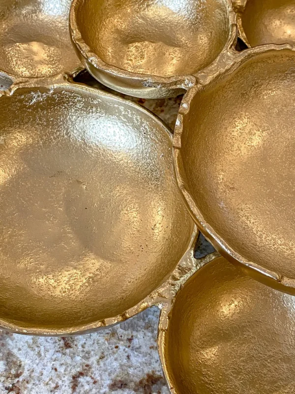 Inspire Me! Home Decor Gold 9 Cluster Bowl