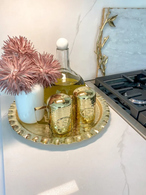 Inspire Me! Home Decor Gold Textured Ruffle Round Tray/Charger