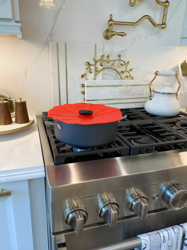 Inspire Me! Home Decor KITCHEN Silicone Poppy Flower Pot Lids (5 Sizes)