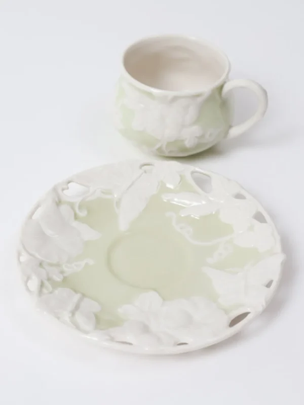 Inspire Me! Home Decor KITCHEN Set Of 2 Butterfly Tea Cup & Saucers