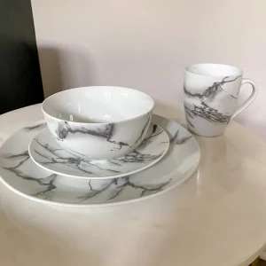 Inspire Me! Home Decor KITCHEN Metallic Marbled 16 Piece Dinner Set