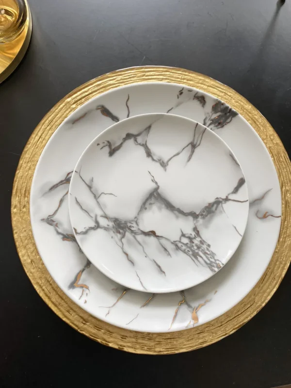Inspire Me! Home Decor KITCHEN Metallic Marbled 16 Piece Dinner Set