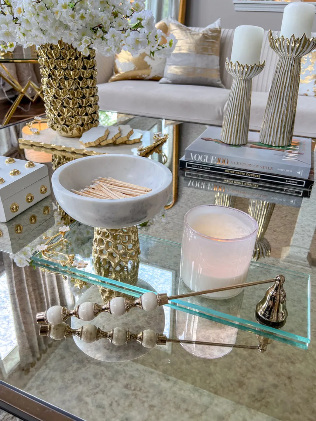 inspire_me_home_decor_mar_4-1.webp Inspire Me! Home Decor Marble Bowl With Intricate Detailed Metal Base (2 Colors)