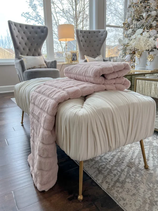 Inspire Me! Home Decor PILLOWS, RUGS, & THROWS Blush Faux Fur Throw