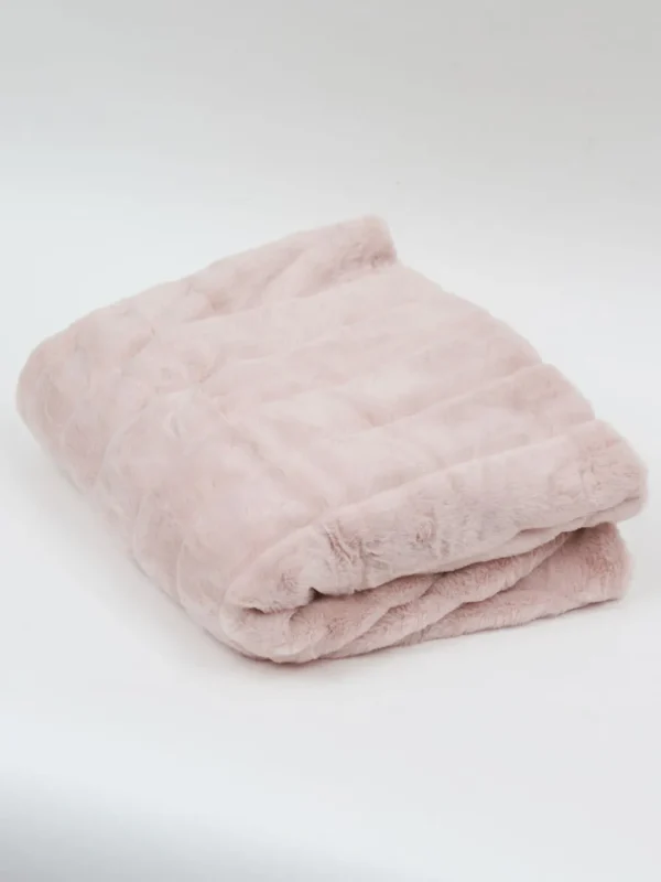 Inspire Me! Home Decor PILLOWS, RUGS, & THROWS Blush Faux Fur Throw