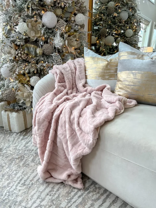 Inspire Me! Home Decor PILLOWS, RUGS, & THROWS Blush Faux Fur Throw