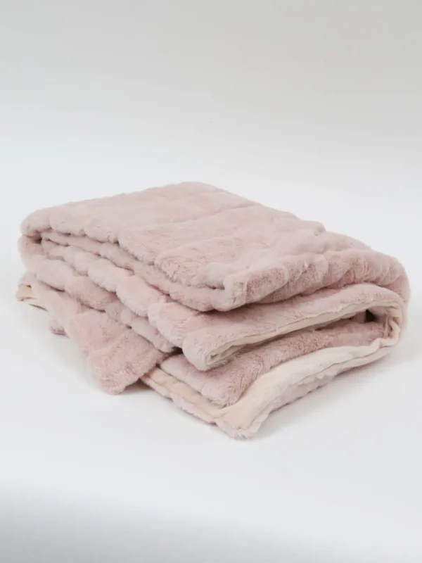 Inspire Me! Home Decor PILLOWS, RUGS, & THROWS Blush Faux Fur Throw