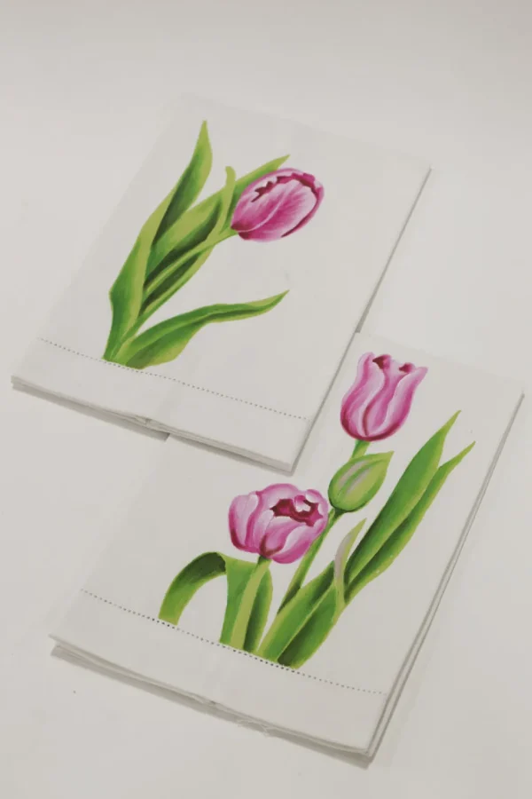 Inspire Me! Home Decor Pink Tulip Kitchen Towels (Set Of 2)