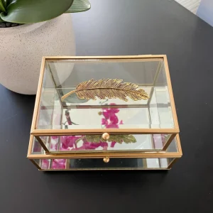 Inspire Me! Home Decor Rectangle Glass & Mirror Box With Gold Feather Detail (2 Sizes)