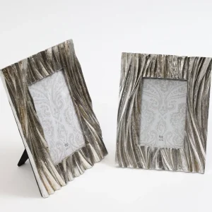 Inspire Me! Home Decor Silver Textured Picture Frame (2 Sizes)