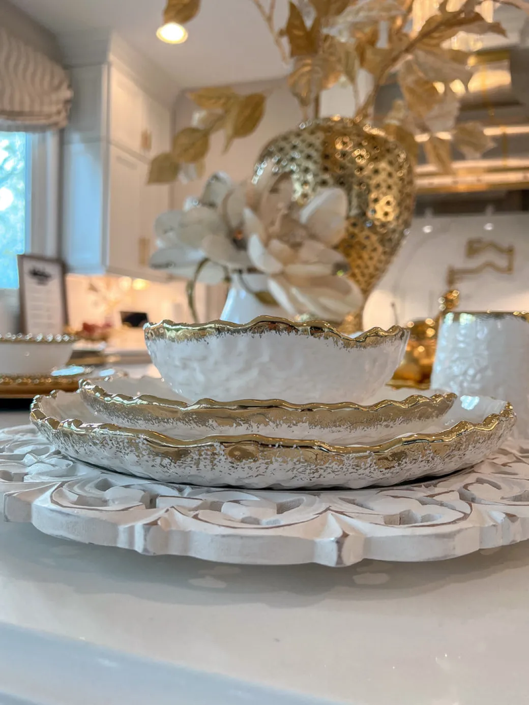 inspire_me_home_decor_whi_6-24.webp Inspire Me! Home Decor White And Gold Ombre Dinner Set